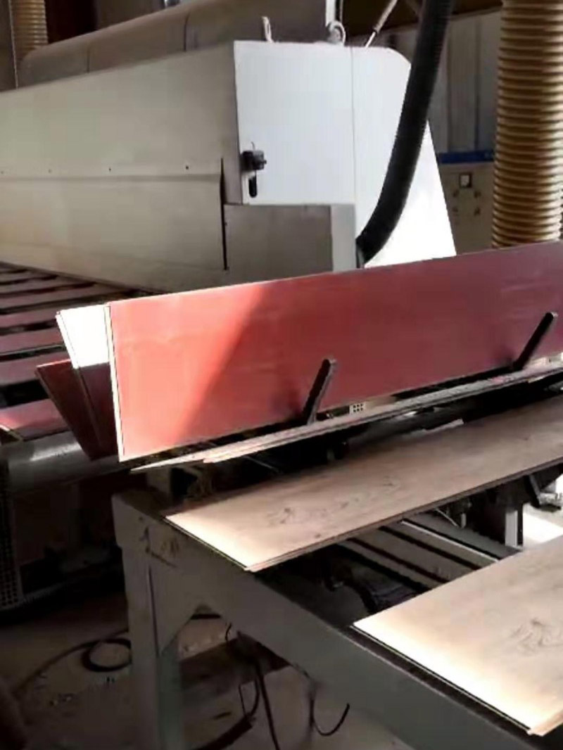 AC4 Rated Parquet Laminate Flooring