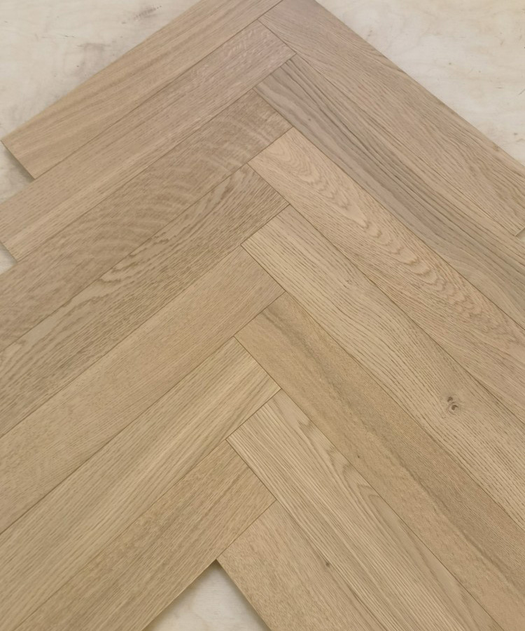 Parquet solid Wood flooring