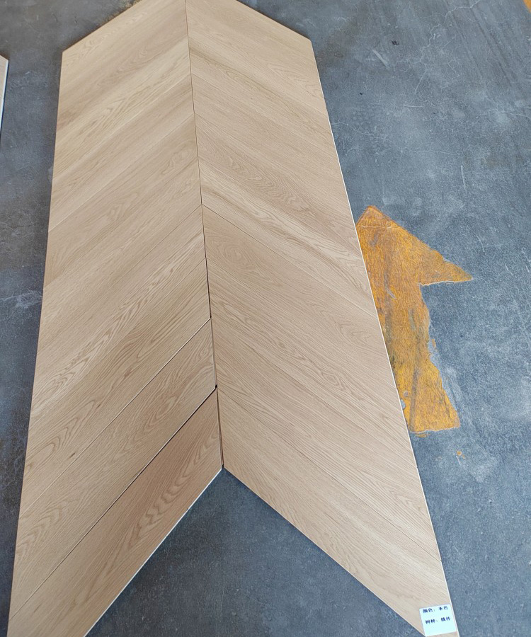 Parquet solid Wood flooring